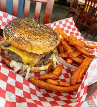 Chip's Old Fashioned Hamburger