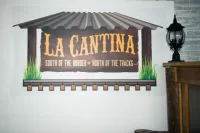 La Cantina - Center