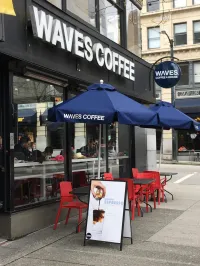 Waves Coffee House