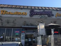 Sanamluang Cafe