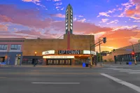 Uptown Theatre