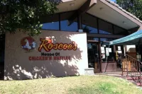 Roscoe Chicken'N Waffles