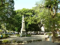 Del Pueblo Plaza