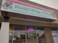 Woody's Wings n' Bar