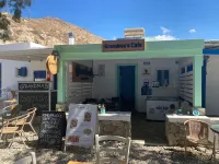 Grandma's Cafe Resto Bar Serifos