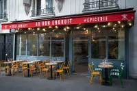 Au Bon Endroit Bar