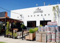 2 Brothers Brewery 