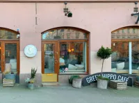 Green Hippo Cafe