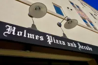 Holmes Pizza and Arcade