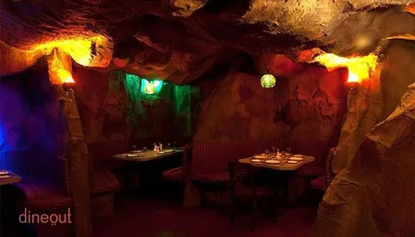 Cave N Dine