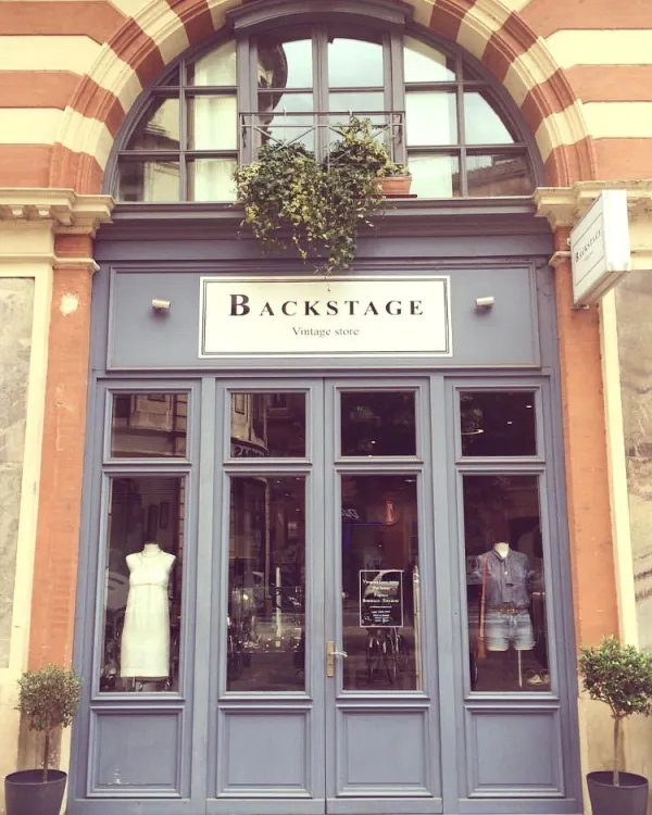 Backstage Vintage Store