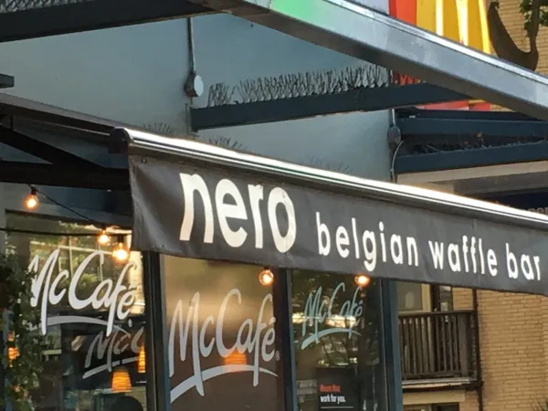 Nero Belgian Waffle Bar