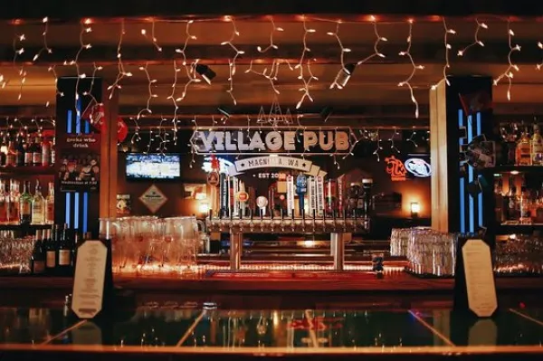 Magnolia Village Pub