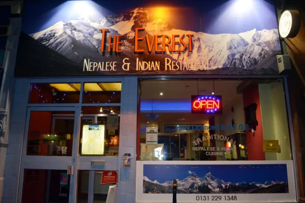 Everest Inn