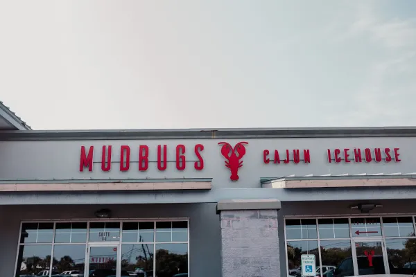 Mudbugs Cajun Icehouse