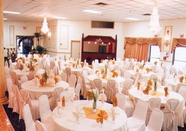 Grand Taj Banquet Hall