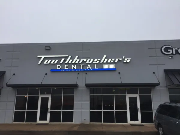 Toothbrusher's Dental