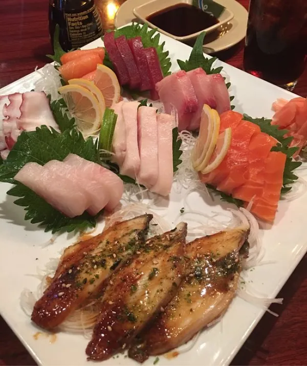 Kansai Japanese Steakhouse & Sushi Bar