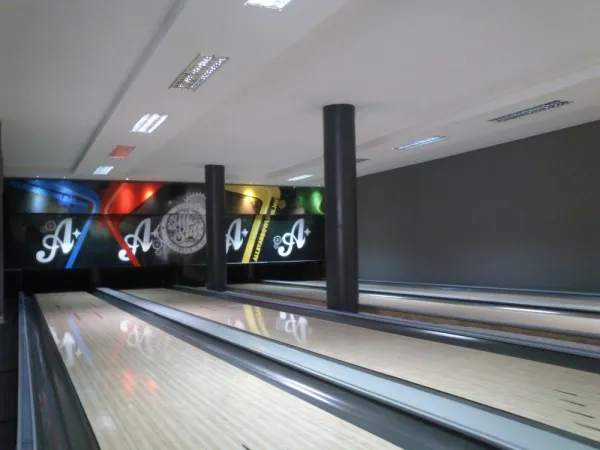 All Star Bowling