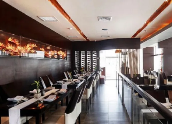 Tzuru Restaurant Nikkei