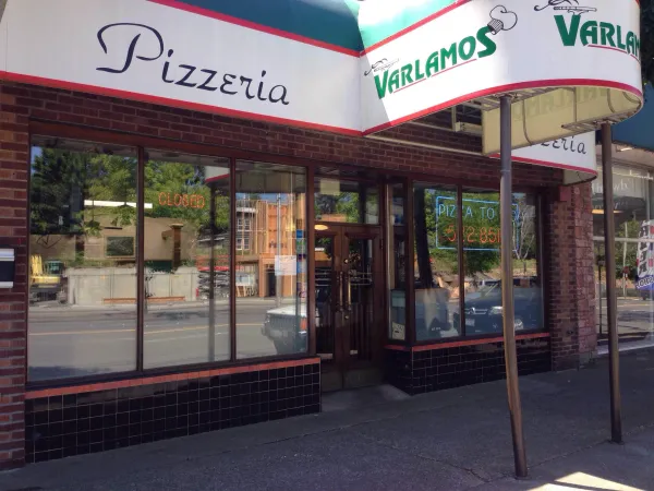 Varlamos Pizzeria